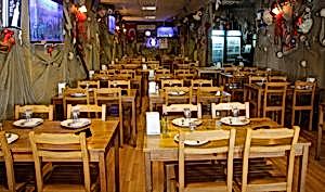 İzmir ahşap restaurant masaları